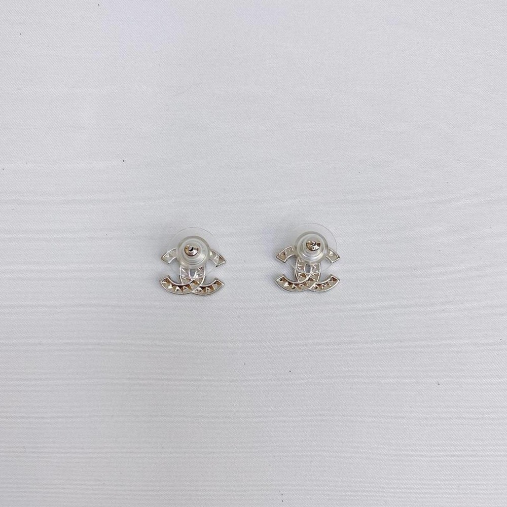 CC crystal logo earrings - Picture 4 of 5